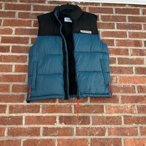Peloton Puffer Vest Medium Teal & Black Full Zip Athletic Outerwear